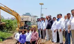పటేల్ కుంట చెరువులో గుర్రపు డెక్క తొలగింపు పనులు ప్రారంభం పటేల్ కుంట చెరువులో గుర్రపు డెక్క తొలగింపు పనులు ప్రారంభం