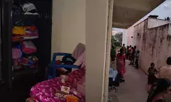 పట్టపగలే దొంగతనం పట్టపగలే దొంగతనం