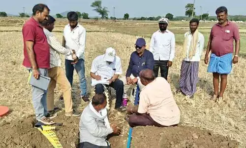 మానుకోటలో ముమ్మరంగా భూ వినియోగ సర్వే