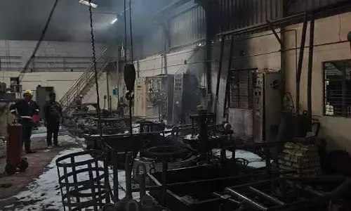 చర్లపల్లి పారిశ్రామికవాడలో అగ్నిప్రమాదం