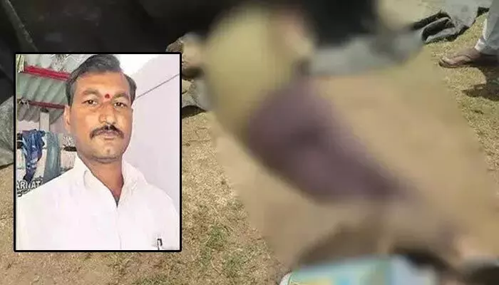 కొనుగోలు కేంద్రంలోనే రైతు ఆత్మహత్య.. జొన్నలు కొనకపోవడంతో విషాదం! కొనుగోలు కేంద్రంలోనే రైతు ఆత్మహత్య.. జొన్నలు కొనకపోవడంతో విషాదం!
