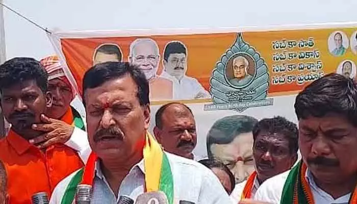 రాష్ట్రంలో రాక్షస పాలన కొనసాగుతుంది: పొంగులేటి సుధాకర్ రెడ్డి రాష్ట్రంలో రాక్షస పాలన కొనసాగుతుంది: పొంగులేటి సుధాకర్ రెడ్డి