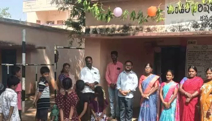 ఆరేళ్ల తర్వాత పునఃప్రారంభమైన కన్నయ్యబావి తండా పాఠశాల ఆరేళ్ల తర్వాత పునఃప్రారంభమైన కన్నయ్యబావి తండా పాఠశాల