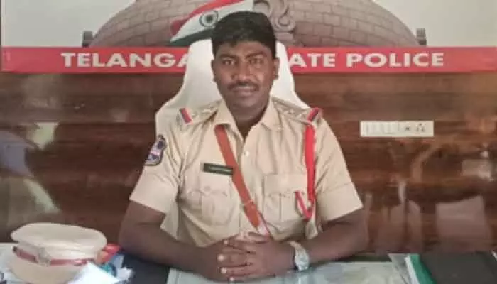 ఎస్సైగా జీనత్ కుమార్ బాధ్యతల స్వీకరణ.. ఎస్సైగా జీనత్ కుమార్ బాధ్యతల స్వీకరణ..