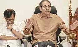 మాజీ CM ‘లాయల్టీ టెస్ట్’ ఫ్లాప్.. ఆరుగురు ఎంపీలు డుమ్మా! మాజీ CM ‘లాయల్టీ టెస్ట్’ ఫ్లాప్.. ఆరుగురు ఎంపీలు డుమ్మా!