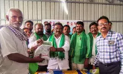 ‘గ్రామాల్లోకి నకిలీ విత్తనాలు వస్తే మీదే బాధ్యత’.. వ్యవసాయ శాఖ అధికారులకు ఎమ్మెల్యే హెచ్చరిక ‘గ్రామాల్లోకి నకిలీ విత్తనాలు వస్తే మీదే బాధ్యత’.. వ్యవసాయ శాఖ అధికారులకు ఎమ్మెల్యే హెచ్చరిక