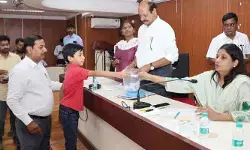 పారదర్శకంగా గిరిజన విద్యార్థుల ఎంపిక: జిల్లా కలెక్టర్ ప్రియాంక ఆల పారదర్శకంగా గిరిజన విద్యార్థుల ఎంపిక: జిల్లా కలెక్టర్ ప్రియాంక ఆల