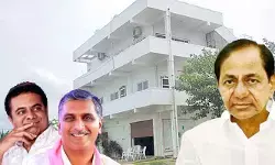ఎర్రవల్లి ఫామ్హౌస్లో కీలక భేటీ.. కేసీఆర్ను కలిసిన కేటీఆర్, హరీశ్ రావు ఎర్రవల్లి ఫామ్హౌస్లో కీలక భేటీ.. కేసీఆర్ను కలిసిన కేటీఆర్, హరీశ్ రావు