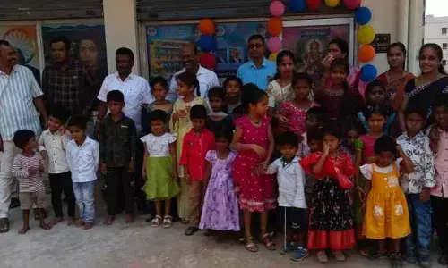 విద్యార్థులకు బంగారు భవిష్యత్తు అందించడమే లక్ష్యం