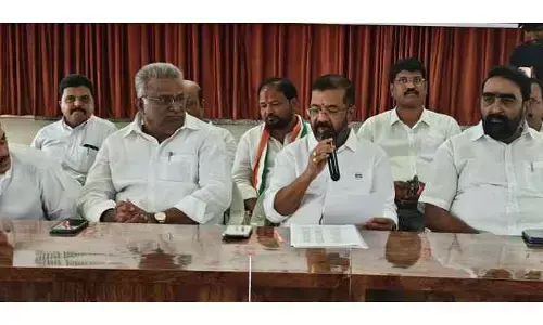 మీనాక్షి నటరాజన్, మహేష్ కుమార్ గౌడ్ పర్యటనను విజయవంతం చేయాలి