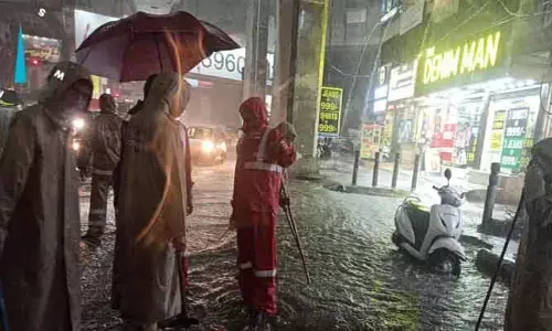హైదరాబాద్‌లో దంచికొట్టిన వాన.. ఐటీ కారిడార్‌లో భారీగా ట్రాఫిక్ జామ్