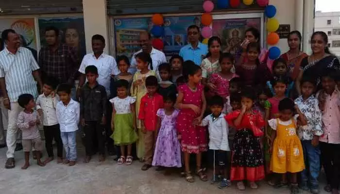 విద్యార్థులకు బంగారు భవిష్యత్తు అందించడమే లక్ష్యం విద్యార్థులకు బంగారు భవిష్యత్తు అందించడమే లక్ష్యం