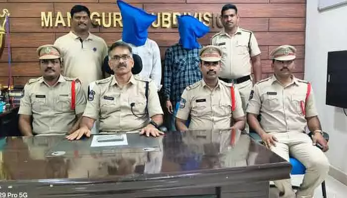 మణుగూరులో 80 కేజీల గంజాయి పట్టివేత మణుగూరులో 80 కేజీల గంజాయి పట్టివేత