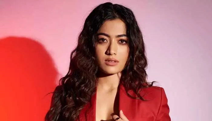 కెరీర్లో ఫస్ట్ టైమ్ అలాంటి పాత్రలో.. రష్మిక ‘మైసా’పై లేటెస్ట్ బజ్ కెరీర్లో ఫస్ట్ టైమ్ అలాంటి పాత్రలో.. రష్మిక ‘మైసా’పై లేటెస్ట్ బజ్