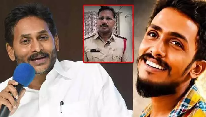 కిరాతంగా చంపి చేతులుదులుపుకుంటారా: పోలీసులపై జగన్ సంచలన ఆరోపణలు కిరాతంగా చంపి చేతులుదులుపుకుంటారా: పోలీసులపై జగన్ సంచలన ఆరోపణలు