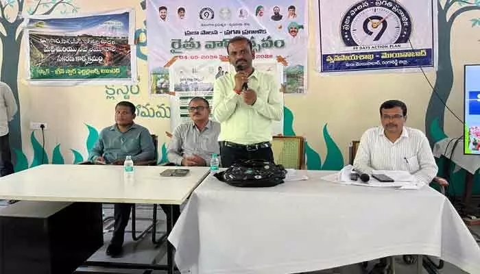 ఓటు హక్కుకు భంగం కలగొద్దు : ఆర్డీవో పార్థసారథి ఓటు హక్కుకు భంగం కలగొద్దు : ఆర్డీవో పార్థసారథి