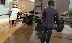 ట్యాంకర్లే దిక్కు..! దాహంతో విలవిల్లాడుతున్న గాగిల్లాపురం గ్రామస్తులు