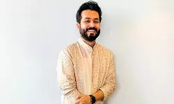 ఆదిత్య ధర్ కోసం స్టార్ హీరోల పోటీ ఆదిత్య ధర్ కోసం స్టార్ హీరోల పోటీ
