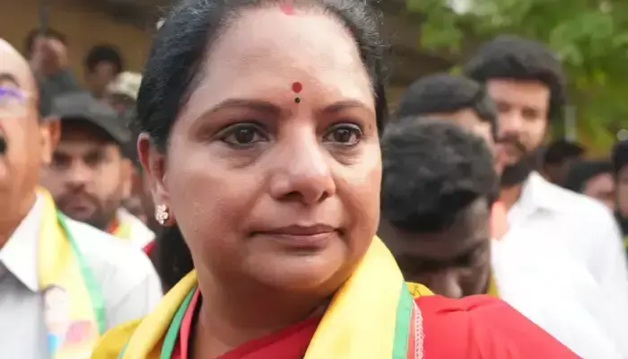 భావోద్వేగానికి గురైన కల్వకుంట్ల కవిత భావోద్వేగానికి గురైన కల్వకుంట్ల కవిత