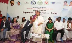 పాలన కేంద్రాలను సద్వినియోగం చేసుకోవాలి : మంత్రి సీతక్క పాలన కేంద్రాలను సద్వినియోగం చేసుకోవాలి : మంత్రి సీతక్క