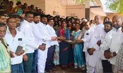 నియోజకవర్గం అభివృద్ధికి నిరంతరం కృషి : ఎమ్మెల్యే మాణిక్ రావు నియోజకవర్గం అభివృద్ధికి నిరంతరం కృషి : ఎమ్మెల్యే మాణిక్ రావు