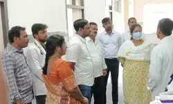 వంద పడకల ఆసుపత్రిని ఆకస్మికంగా తనిఖీ
