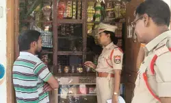గుట్కా పొగాకు ఉత్పత్తుల అమ్మకాల పై పోలీసుల తనిఖీలు గుట్కా పొగాకు ఉత్పత్తుల అమ్మకాల పై పోలీసుల తనిఖీలు