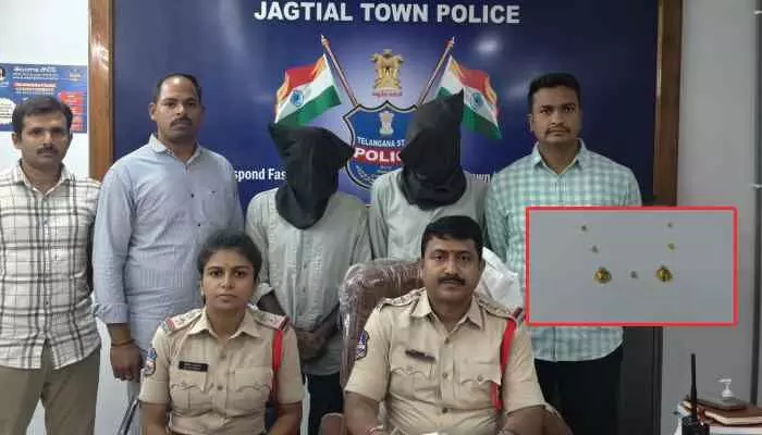 ఆస్పత్రి బిల్లు కట్టడానికి బంగారం అమ్ముతుండగా మోసం ఆస్పత్రి బిల్లు కట్టడానికి బంగారం అమ్ముతుండగా మోసం