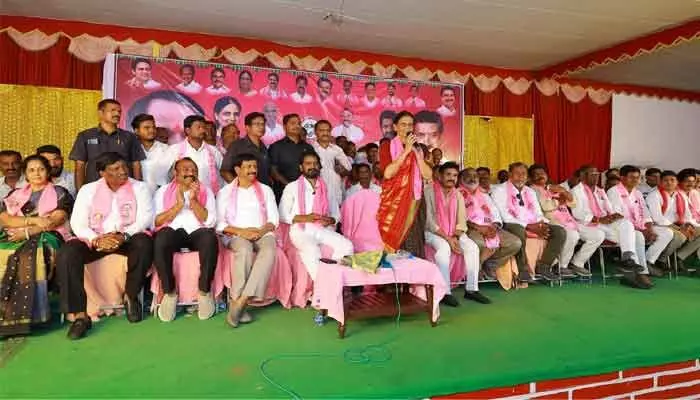 రేవంత్ను కొడంగల్లో ఓడించి తీరుతాం: మాజీ మంత్రి సబితా ఇంద్రారెడ్డి రేవంత్ను కొడంగల్లో ఓడించి తీరుతాం: మాజీ మంత్రి సబితా ఇంద్రారెడ్డి