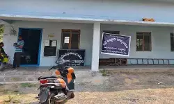 అధికారుల మాయాజాలం.. చనిపోయిన వ్యక్తికి మళ్లీ పెళ్లి! అధికారుల మాయాజాలం.. చనిపోయిన వ్యక్తికి మళ్లీ పెళ్లి!