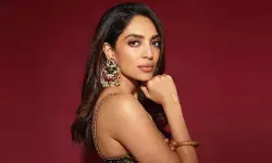 ఇతరులు చేసిన బాధాకరమైన పనులను మర్చిపోవాలనుకుంటున్నా.. శోభిత సెన్సేషనల్ కామెంట్స్ ఇతరులు చేసిన బాధాకరమైన పనులను మర్చిపోవాలనుకుంటున్నా.. శోభిత సెన్సేషనల్ కామెంట్స్