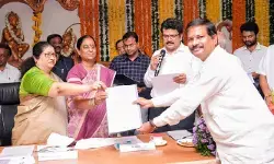 ఆలయ పరిపాలనకు ఆధునిక బాట.. సిటా ప్రారంభించిన మంత్రి కొండా సురేఖ ఆలయ పరిపాలనకు ఆధునిక బాట.. సిటా ప్రారంభించిన మంత్రి కొండా సురేఖ