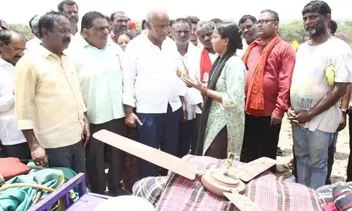 హనుమకొండలో పేదల ఇళ్ళ కూల్చివేత దుర్మార్గం