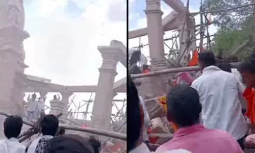 కుప్పకూలిన హనుమాన్ ఆలయ స్లాబ్.. శిథిలాల కింద 30 మంది భక్తులు!