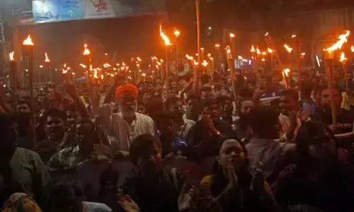 రాముని విగ్రహ వివాదం.. జైశ్రీరామ్ నినాదాలతో హోరెత్తిన బంగ్లాదేశ్ వీధులు