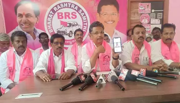 రైతును రాజును చేసిన ఘనత కేసీఆర్ దే: మధిర నియోజకవర్గం ఇంచార్జ్ రైతును రాజును చేసిన ఘనత కేసీఆర్ దే: మధిర నియోజకవర్గం ఇంచార్జ్
