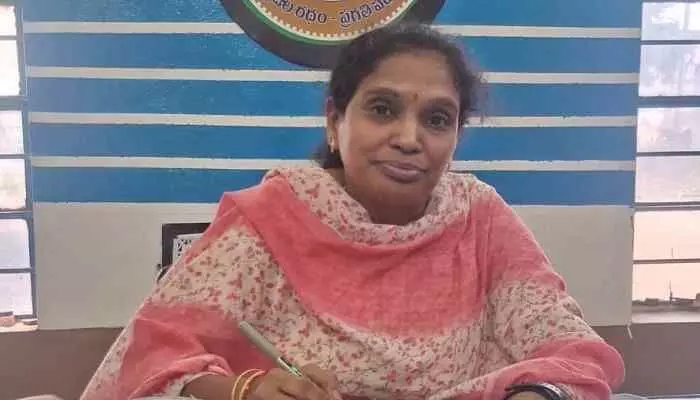 పల్లె వెలుగు, ఎక్స్ప్రెస్, డీలక్స్ ల్లో వారికి ఉచితంగా ప్రయాణం! పల్లె వెలుగు, ఎక్స్ప్రెస్, డీలక్స్ ల్లో వారికి ఉచితంగా ప్రయాణం!