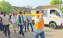 వానలు కురవాలని కప్పతల్లి ఆట.. ప్రకృతి దేవతలకు మొక్కిన పల్లె రైతులు వానలు కురవాలని కప్పతల్లి ఆట.. ప్రకృతి దేవతలకు మొక్కిన పల్లె రైతులు