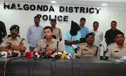 మహిళపై కక్షతోనే ముగ్గురి సజీవ దహనం.. వెలుగులోకి సంచలన నిజాలు మహిళపై కక్షతోనే ముగ్గురి సజీవ దహనం.. వెలుగులోకి సంచలన నిజాలు