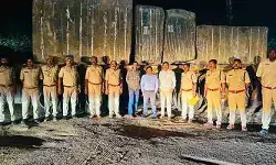 ఓవర్ లోడ్ వాహనాలపై ఆర్టీఏ దాడులు.. రాష్ట్రవ్యాప్తంగా స్పెషల్ డ్రైవ్ ఓవర్ లోడ్ వాహనాలపై ఆర్టీఏ దాడులు.. రాష్ట్రవ్యాప్తంగా స్పెషల్ డ్రైవ్