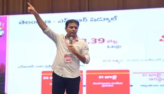 గాంధీ పేరు చెప్పి పేదల ఇండ్లు కూల్చొద్దు : కేటీఆర్ గాంధీ పేరు చెప్పి పేదల ఇండ్లు కూల్చొద్దు : కేటీఆర్