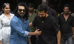 మెగా 158 సెట్స్లో సందడి చేసిన రామ్ చరణ్ మెగా 158 సెట్స్లో సందడి చేసిన రామ్ చరణ్