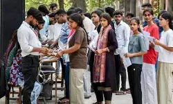 నీట్ రీ-ఎగ్జామ్లో సైతం భారీ మోసం.. బీహార్లో సిబ్బందితో కలిపి 30 మంది అరెస్ట్! నీట్ రీ-ఎగ్జామ్లో సైతం భారీ మోసం.. బీహార్లో సిబ్బందితో కలిపి 30 మంది అరెస్ట్!