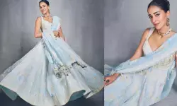 క్లాసీ స్లీవ్లెస్ డ్రెస్లో మెస్మరైజ్ చేస్తున్న అనన్య పాండే క్లాసీ స్లీవ్లెస్ డ్రెస్లో మెస్మరైజ్ చేస్తున్న అనన్య పాండే