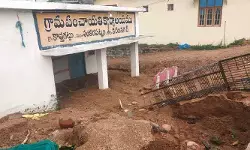 గ్రామపంచాయతీలోకి వరద నీరు