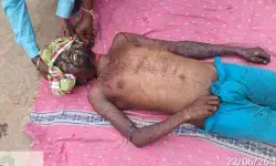 మసాలా దారంతో గొంతుకోసుకొని ఆత్మహత్య. మసాలా దారంతో గొంతుకోసుకొని ఆత్మహత్య.