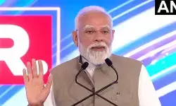 రాబోయే వెయ్యేళ్ల భవిష్యత్తును నిర్మిస్తున్నాం: ప్రధాని మోడీ రాబోయే వెయ్యేళ్ల భవిష్యత్తును నిర్మిస్తున్నాం: ప్రధాని మోడీ