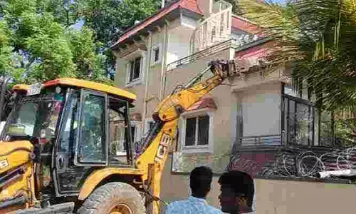 ముదిరాజ్ కార్పొరేషన్ చైర్మన్‌కు షాక్