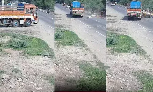 దశదిన కర్మకు వెళ్తుండగా ఘోరం.. ముగ్గురు స్పాట్ డెడ్