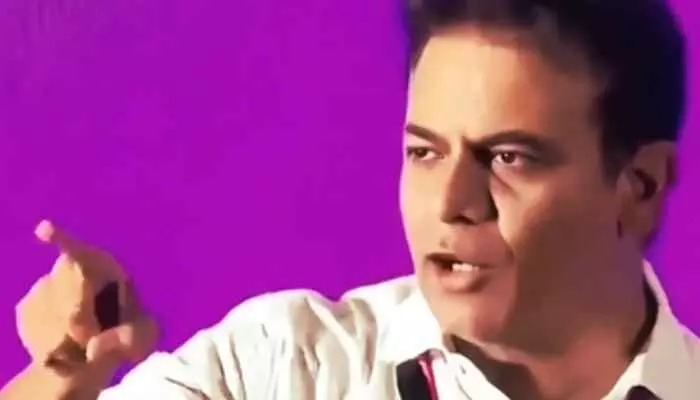 ఇందిరమ్మ రాజ్యం వచ్చింది.. ఇంటింటా సంక్షోభం తెచ్చింది ఇందిరమ్మ రాజ్యం వచ్చింది.. ఇంటింటా సంక్షోభం తెచ్చింది